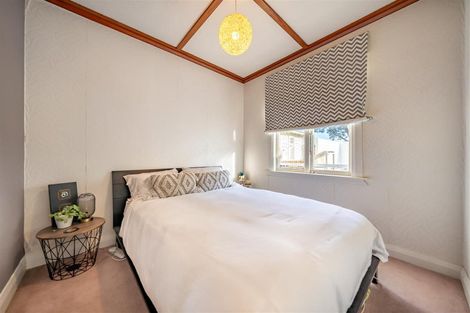 Photo of property in 43 Kensington Avenue, Petone, Lower Hutt, 5012