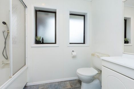 Photo of property in 20 Kashmir Avenue, Clouston Park, Upper Hutt, 5018