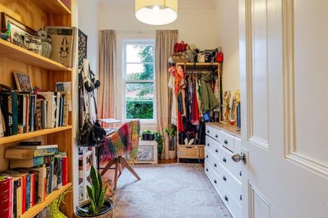 Photo of property in 6b Rolleston Street, Hokowhitu, Palmerston North, 4410