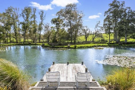 Photo of property in 75 Sutton Road, Brookby, Manurewa, 2576