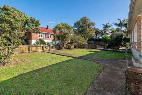 Photo of property in 9f Kerr Street, Devonport, Auckland, 0624