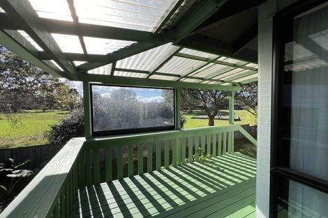 Photo of property in 16 Shearwater Street, One Tree Point, 0118