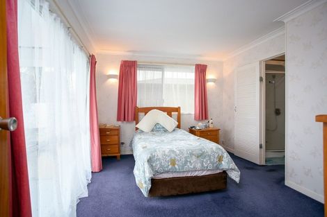 Photo of property in 165a Williams Street, Cambridge, 3434