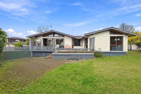 Photo of property in 11 Amun Place, Pomare, Rotorua, 3015