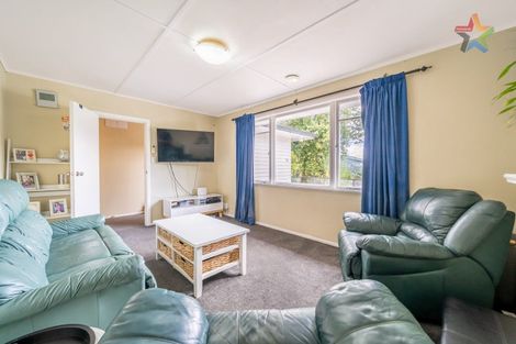 Photo of property in 32a Kopara Grove, Stokes Valley, Lower Hutt, 5019