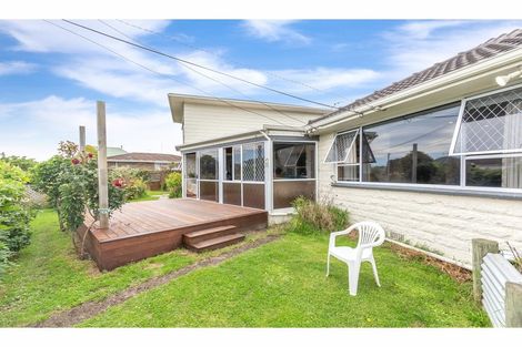 Photo of property in 32 Gould Crescent, Woolston, Christchurch, 8023