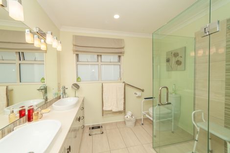 Photo of property in 15 Old Red Barn Road, Halswell, Christchurch, 8025