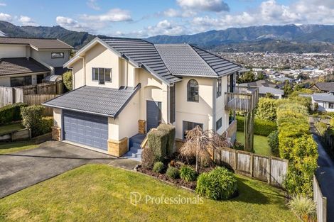 Photo of property in 28 Kirton Drive, Riverstone Terraces, Upper Hutt, 5018