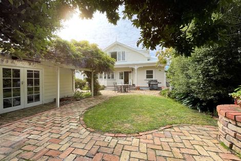 Photo of property in 7 Grahame Street, Devonport, Auckland, 0624