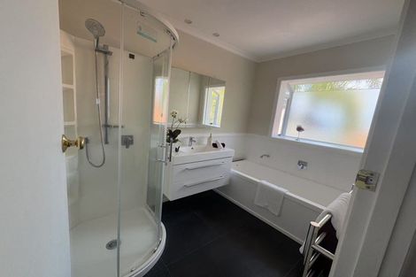 Photo of property in 15 Sandspit Road, Cockle Bay, Auckland, 2014