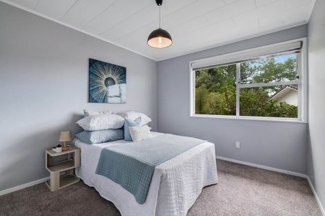 Photo of property in 14 Orton Street, Glenfield, Auckland, 0627