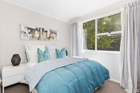 Photo of property in 64 Colwill Road, Massey, Auckland, 0614