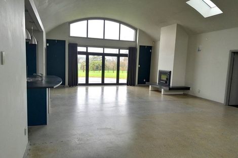 Photo of property in 25 Bungard Road, Karaka, Papakura, 2580