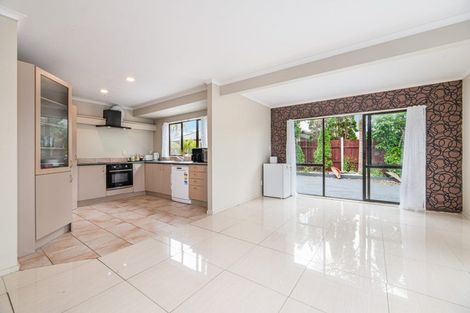 Photo of property in 44 Basra Drive, Henderson, Auckland, 0612