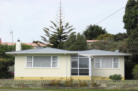 Photo of property in 42 Totara Street, Tawhero, Whanganui, 4501