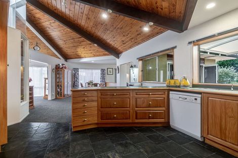 Photo of property in 23 Chilton Grove, Hokowhitu, Palmerston North, 4410