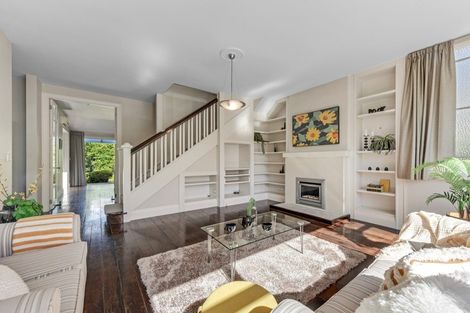 Photo of property in 11 Shelbourne Street, Nelson, 7010