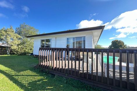 Photo of property in 7 Tudor Road, Henderson, Auckland, 0610