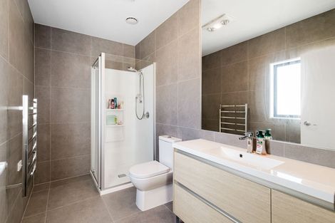 Photo of property in 5 Koura Drive, Red Beach, 0932