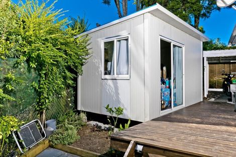 Photo of property in 28 Mawney Road, Henderson, Auckland, 0610