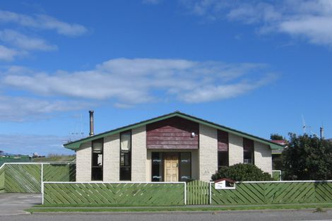 Photo of property in 56 Seabury Avenue, Foxton Beach, Foxton, 4815