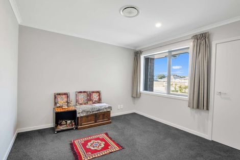 Photo of property in 5 Hydrangea Lane, Milson, Palmerston North, 4414