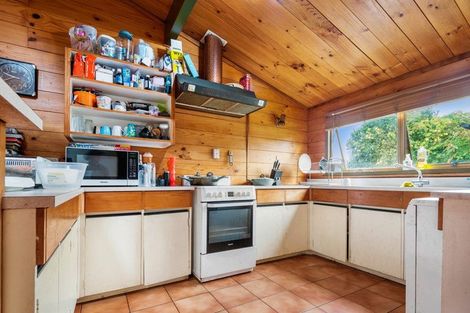 Photo of property in 116a Sandspit Road, Waiuku, 2123