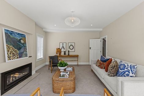 Photo of property in 87 Cashmere Road, Cashmere, Christchurch, 8022