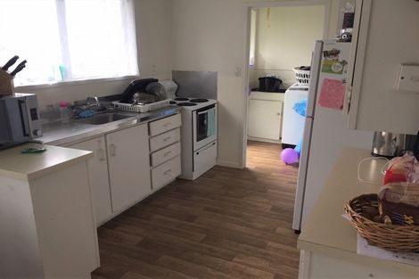 Photo of property in 35 Hyperion Drive, Randwick Park, Auckland, 2105