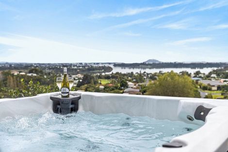 Photo of property in 25 Aurora Avenue, Welcome Bay, Tauranga, 3112
