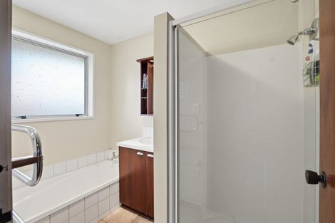 Photo of property in 2/11 Dilworth Street, Riccarton, Christchurch, 8011