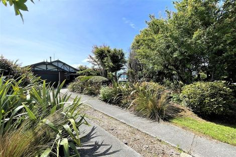 Photo of property in 16 Lewin Street, Balclutha, 9230