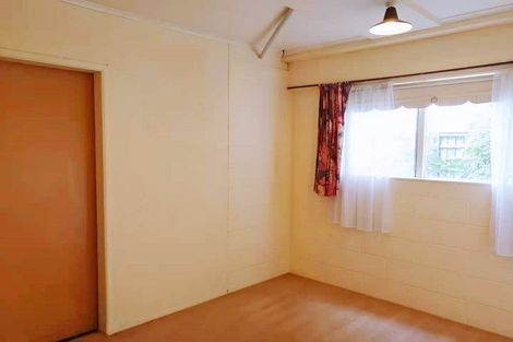 Photo of property in 90 Hillcrest Avenue, Hillcrest, Auckland, 0627