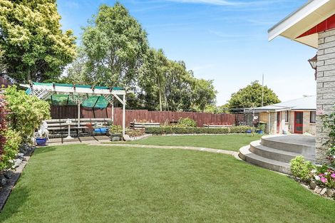 Photo of property in 6 Titoki Place, Pukete, Hamilton, 3200