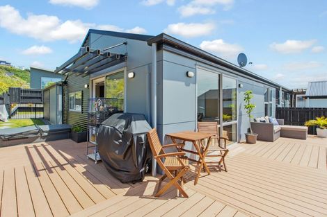 Photo of property in 145 Navigation Drive, Whitby, Porirua, 5024