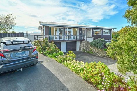Photo of property in 2 Rakau Street, Havelock North, 4130