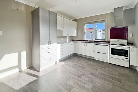 Photo of property in 5 Terrace Street, Roslyn, Palmerston North, 4414