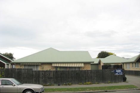 Photo of property in 3/139 Yaldhurst Road, Sockburn, Christchurch, 8042