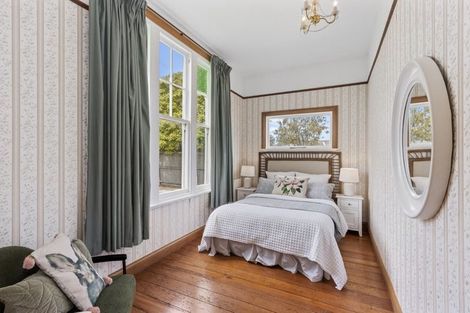 Photo of property in 128 Middlepark Road, Sockburn, Christchurch, 8042