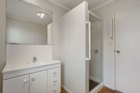 Photo of property in 30b Wellington Street, Pukekohe, 2120