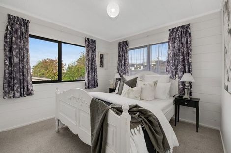 Photo of property in 59 West Hoe Heights, Orewa, 0931