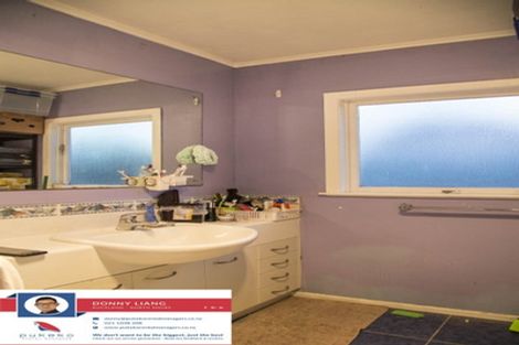 Photo of property in 23 Waverley Avenue, Glenfield, Auckland, 0629