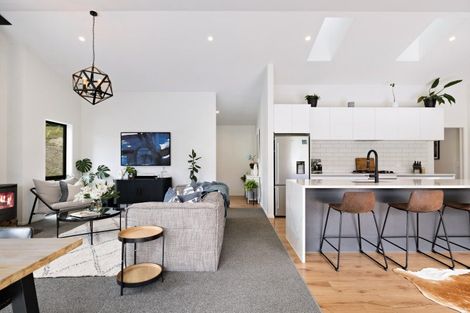 Photo of property in 86 Mountain View Road, Dalefield, Queenstown, 9371