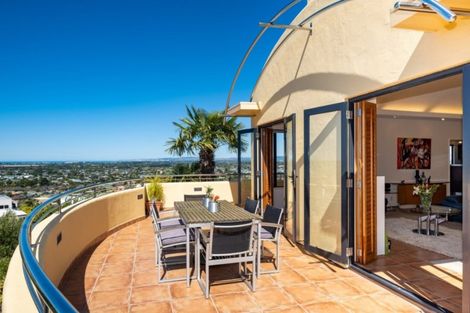 Photo of property in 32 Cumberland Rise, Taradale, Napier, 4112