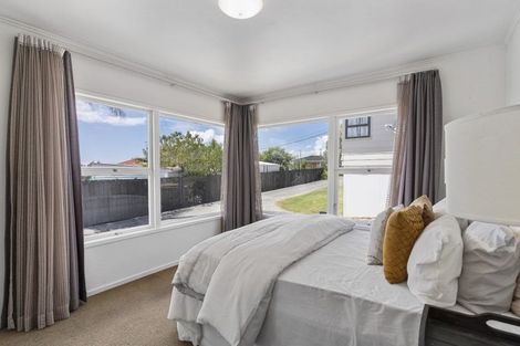 Photo of property in 7b Anne Road, Hillcrest, Auckland, 0627