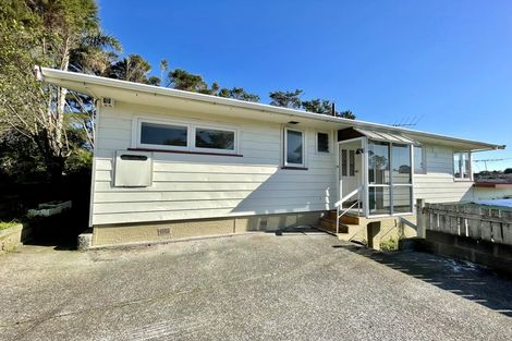 Photo of property in 20 Madison Place, Forrest Hill, Auckland, 0620