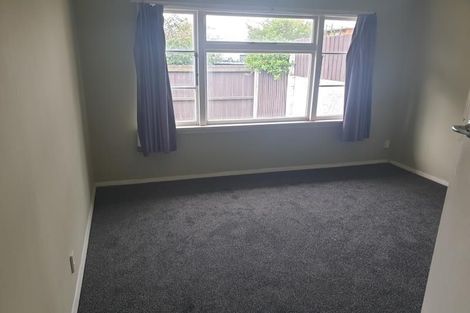 Photo of property in 15a Northcote Road, Northcote, Christchurch, 8052
