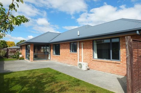 Photo of property in 136 Mcmurdo Street, Tinwald, Ashburton, 7700