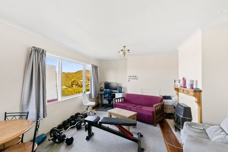 Photo of property in 17 Highbury Road, Highbury, Wellington, 6012