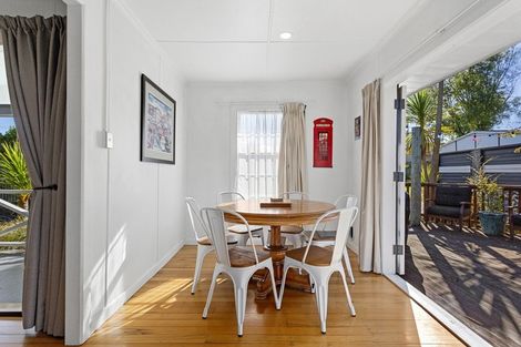 Photo of property in 30 Taupo View Road, Taupo, 3330